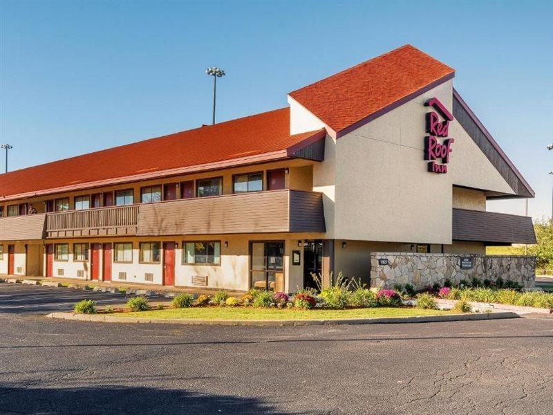 Travelodge By Wyndham Peoria